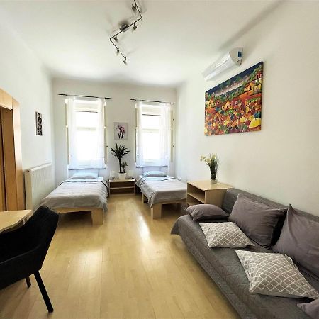 Viktorija City Center Apartment Ljubljana Dış mekan fotoğraf